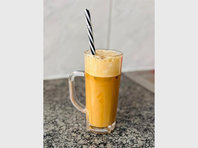 Cool down and celebrate the festive season with this easy, creamy homemade iced coffee — a delicious treat for holiday mornings or relaxing afternoons!
