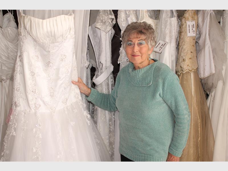 Loyal customers asked her to stay, but after 37 years, Elize Launspach has made the difficult decision to close Wedding World, the much-loved wedding shop in Geduld.