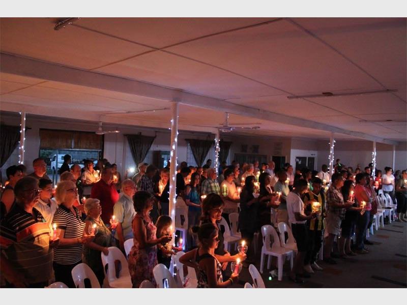 The annual event features food stalls, handmade gifts and an evening carol service open to all at no cost.