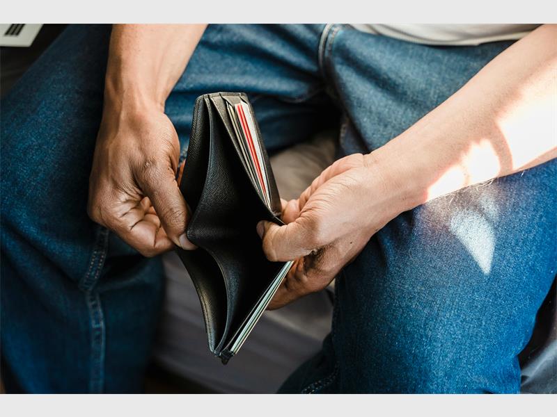 January is tough on many households, but simple habits and smart planning can help you manage the month with less stress.