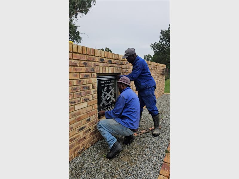 The Springs Mine and Military Museum has begun constructing its Wall of Remembrance to honour fallen soldiers, including South African troops who died during the 2013 Battle of Bangui.