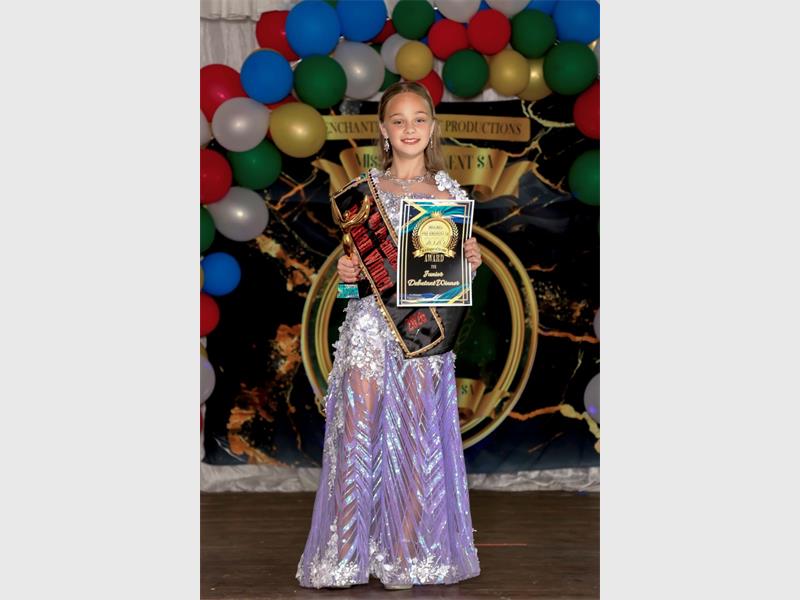 Combining glamour with community upliftment, young pageant contestants from four provinces came together at Evander Lodge on January 31 for the Mr and Miss Pre-eminent SA pageant.