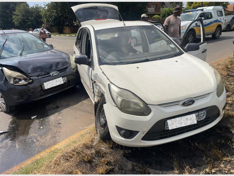 A 23-year-old man was arrested by the EMPD after an armed robbery. He is facing charges for possession of an imitation firearm