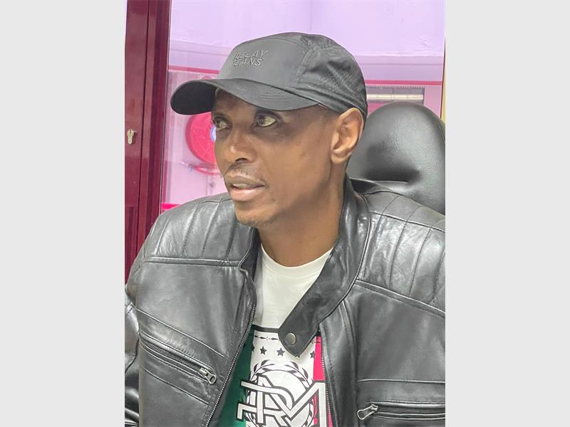 UJcoachMandlaNge_99145