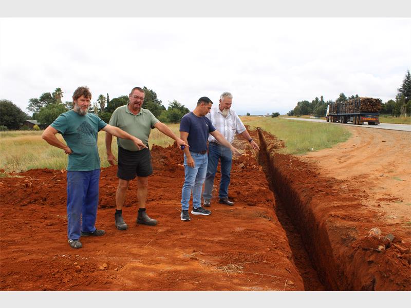 Residents say trenches dug near the N17 entrances to Endicott were done without notice, raising safety and access concerns.