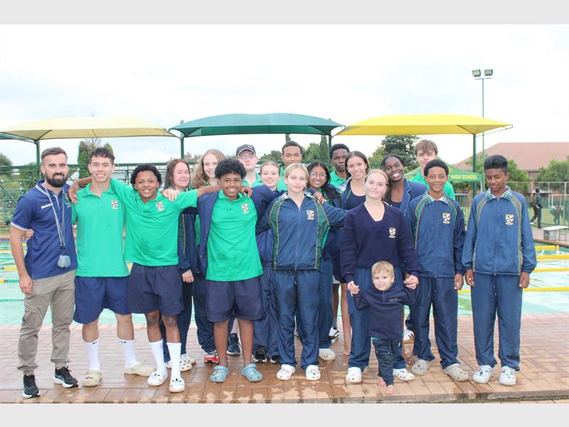 Learners from several schools displayed strong performances in the pool while competing for top honours and a chance to qualify for provincial championships at the Springs Boys’ High swimming gala.