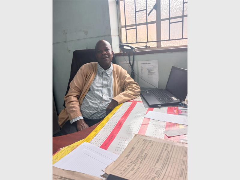 A Springs investigator, Detective Warrant Officer Majakate Phala was commended after his detailed investigation led to the conviction and sentencing of a man who repeatedly raped a 13-year-old girl.