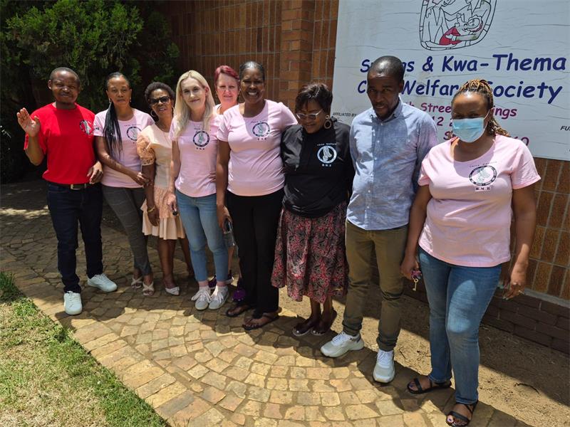 Amanda van Nieuwenhuizen has opened Hand Me Hope Shop in Springs to provide affordable second-hand goods while raising funds for Springs and Kwa-Thema Child Welfare.