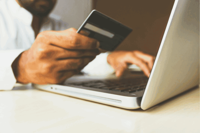 South Africans are urged to only use licensed operators as illegal online gambling platforms continue to target users on social media.
