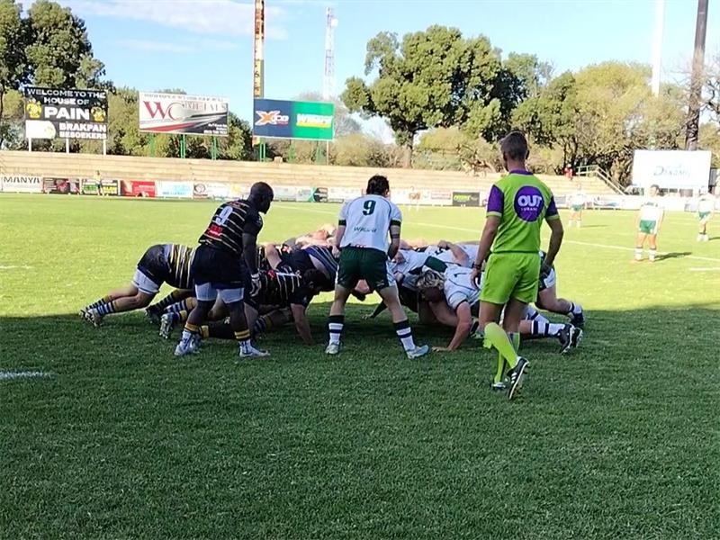 Brakpan het Springs Saterdag op Bosmanstadion oortuigend geklop, met groot oorwinnings vir beide die eerste- en tweedespanne.