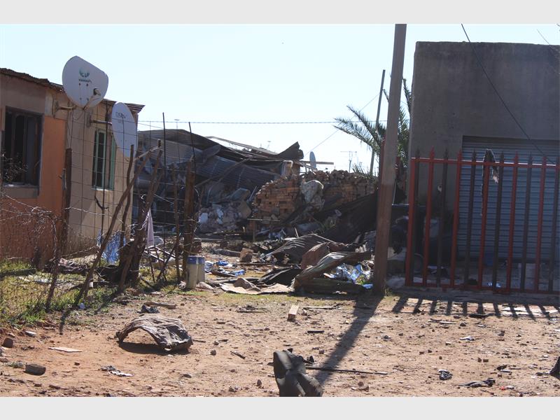 Ward councillor Charmaine Kock has called on authorities to provide urgent relief for residents affected by the Slovo Park explosion.