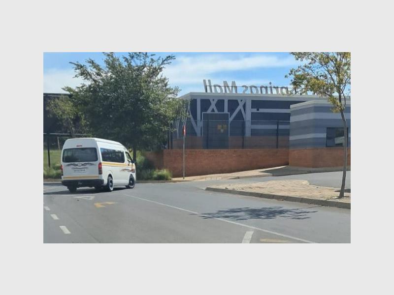 Taxi marshals will monitor the area following complaints about illegal stopping at the mall entrance.