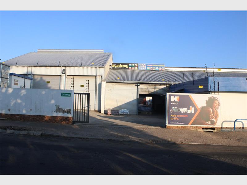 Springs hardware store broadens product range after relocation.