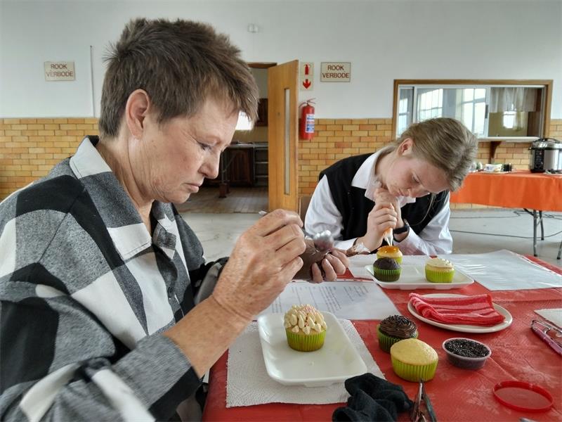 Die klas is deel van die VLU streek se doelwit om meer werkswinkels aan te bied by takke.