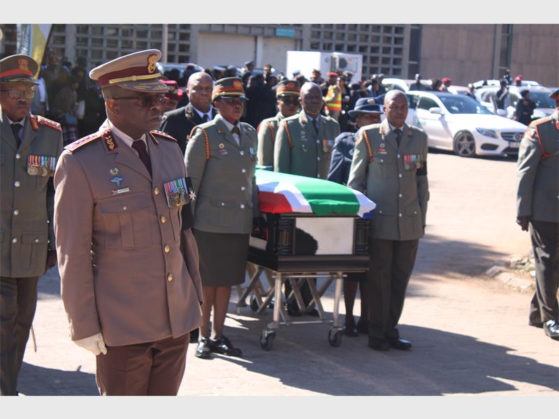 Family, friends and military colleagues gathered in Springs to honour retired Lieutenant General Jabulani Sydney Mbuli, a decorated veteran whose military service spanned more than four decades.