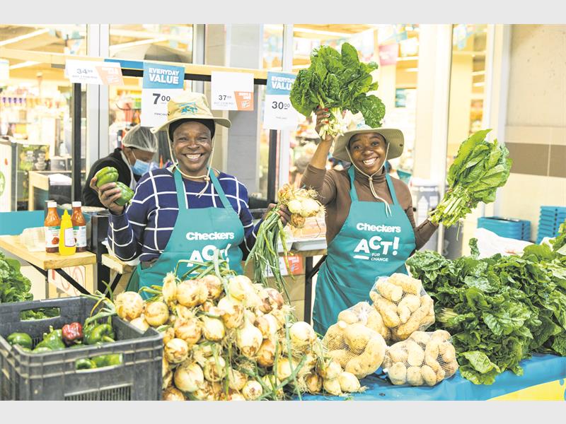 Local growers, including Plenty Green Africa at Checkers Hyper Mall@Carnival, brought fresh produce straight from community gardens to shoppers as part of Checkers Market Day.