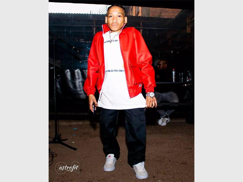 East Rand hip-hop and trap artist Smokie23 is using his music to deliver powerful messages, inspire others and share his life experiences through every verse.