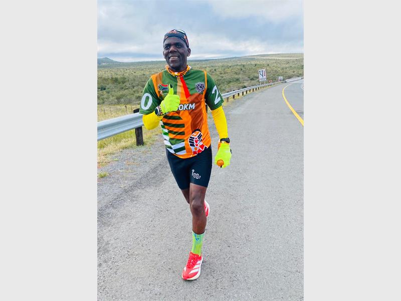 Springs SAPS Sergeant Mmeselane Ramoshu completed a demanding 400km charity marathon across the Eastern Cape, finishing third while raising awareness and support for disadvantaged schoolchildren.