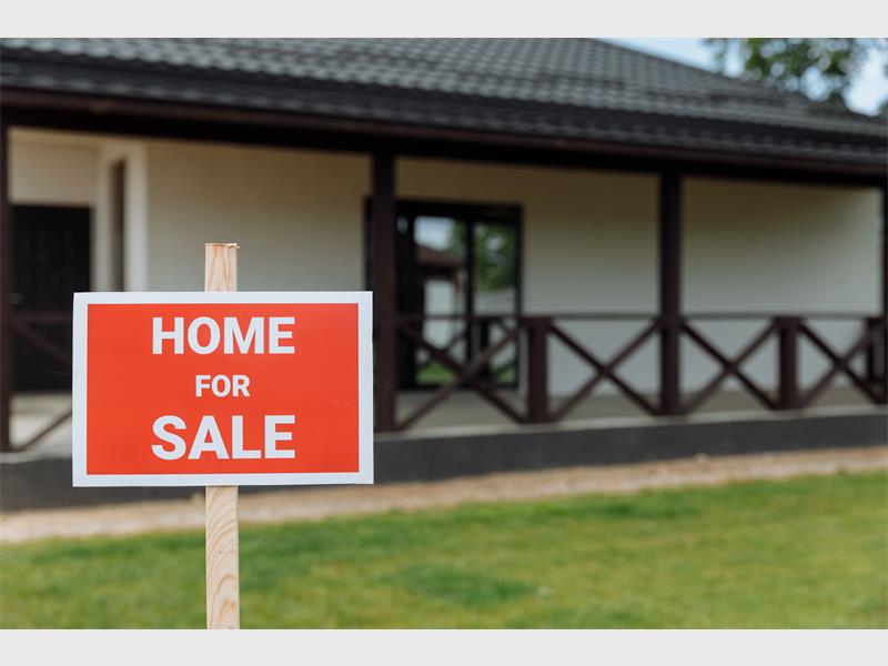 Experts say a well-presented online listing can increase the chances of securing viewings and a successful sale.
