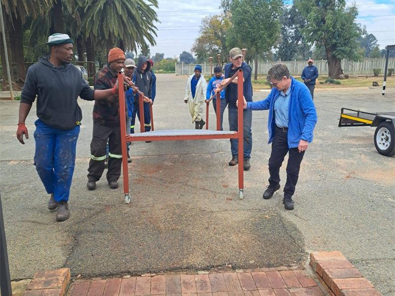 Vita Nova Centre has recognised Rotary East Rand E Club member Louise Schaap for her dedication and hands-on support that continues to improve the lives of residents.