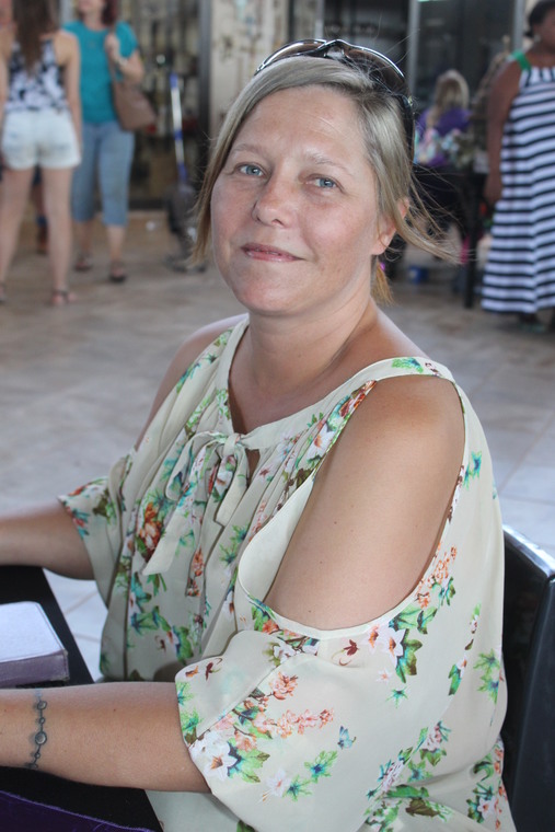 Thea Farinha, 40, by die Boerekarnaval.