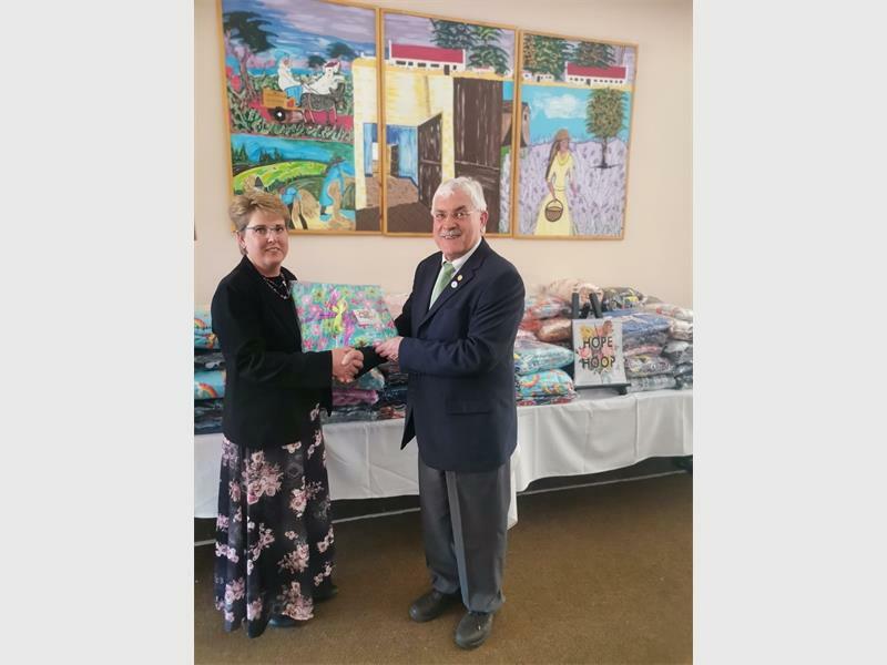 Over 200 blankets donated to needy kids Randfontein Herald