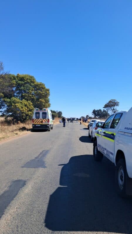 A planned business robbery in Randridge Agricultural Holdings ended in a deadly shootout, leaving four suspects dead and police vowing zero tolerance for crime.