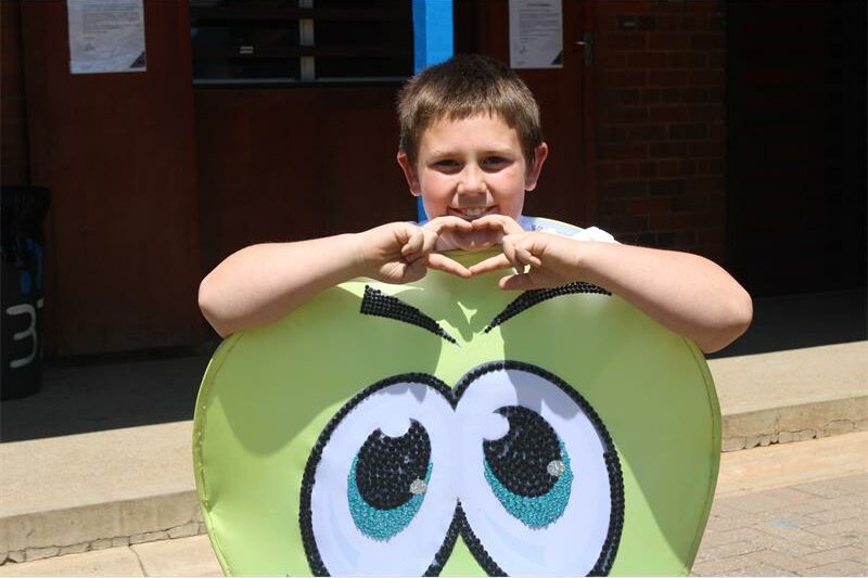 Laerskool Rapportryer se geloofsgevulde revue, ‘Lig’, het só beïndruk dat dit hulle ’n gesogte ATKV Comenzo-tak toekenning besorg het.