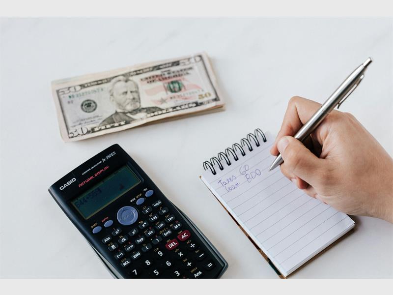 Here are tips you can follow to help you keep your budget and expenditure intact until your January payday.