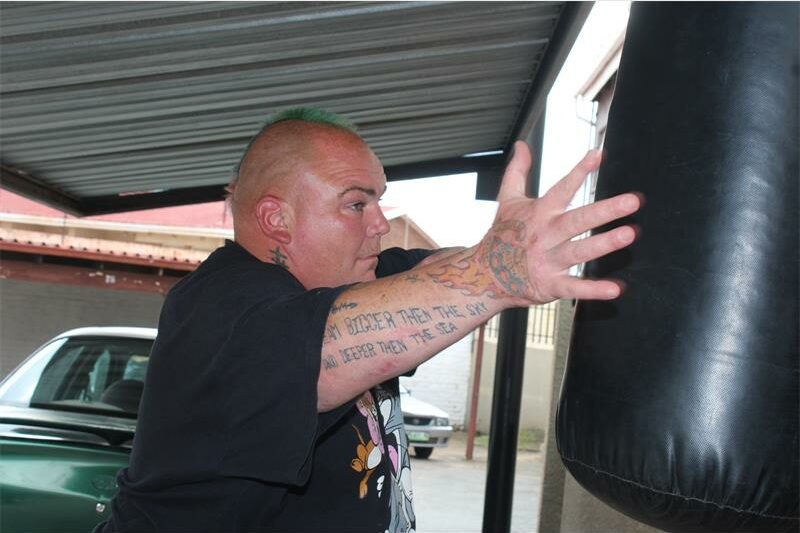 Slap fighter Travis MacGregor will use his upcoming bout to raise awareness for several causes close to his heart.