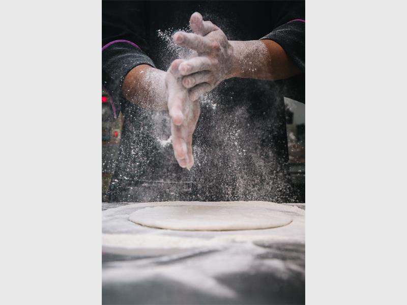 Don't go hungry going into 2023. Here is a mouthwatering pastry snack recipe to try out at your New Year's Eve party thanks to Caxton Magazines' former We Know Food recipe book.