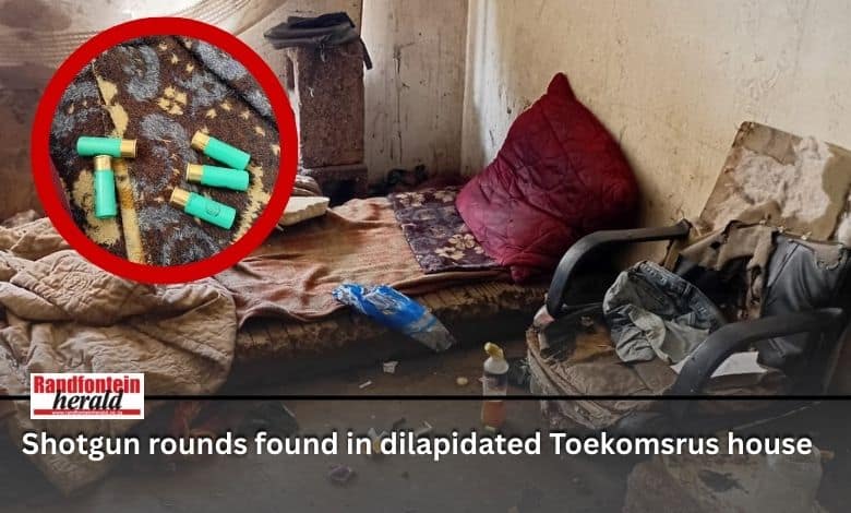 Members of the Myburgh Foundation’s Community Safety Unit uncovered suspected illegal activity at a dilapidated house in Plum Street.