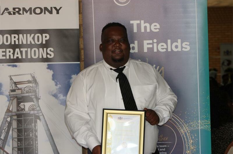 Randfontein High School has been ranked 5th among the Top 10 performing schools in the West Rand District, celebrating outstanding 2025 matric results and academic dedication.