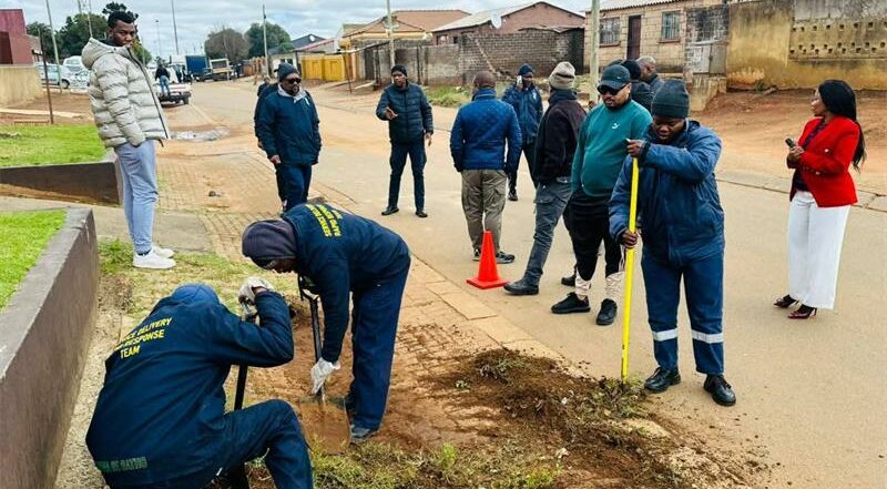 Residents in Bekkersdal remain unimpressed by a large-scale municipal clean-up operation, claiming the intervention should be routine service delivery rather than a response ahead of elections.