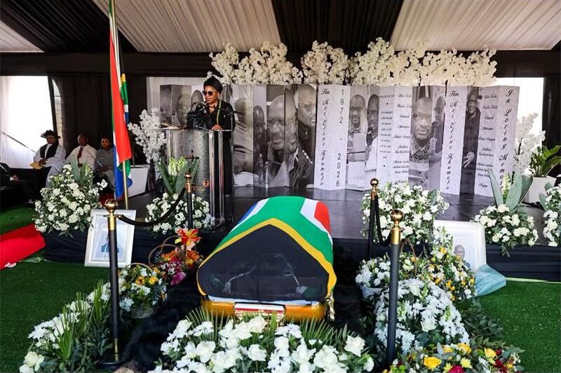 Political leaders and mourners gathered in Ruimsig to say their final goodbye to former Rand West City mayor, Mzi Khumalo.