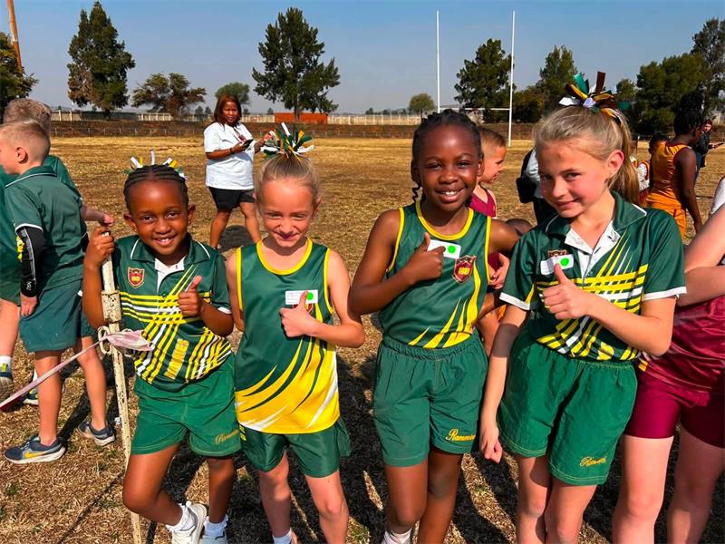 Laerskool Randfontein se landloopatlete het die koue wintertoestande trotseer en sterk vertonings tydens ’n uitdagende ligabyeenkoms in Westonaria gelewer.