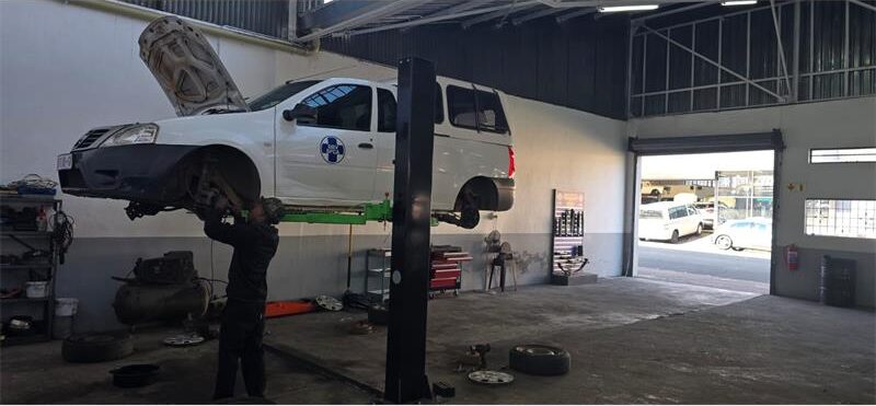 A generous gesture has helped the RandWest SPCA keep both of its vehicles roadworthy, with services worth more than R17 000 provided free of charge.