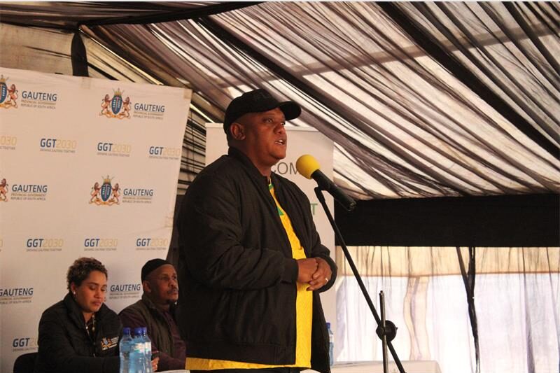 Rand West City mayor says the municipality plans to expand its Service Delivery Rapid Response Team to more than 500 workers as the team continues tackling potholes, faulty high-mast lights and illegal dumping across communities.