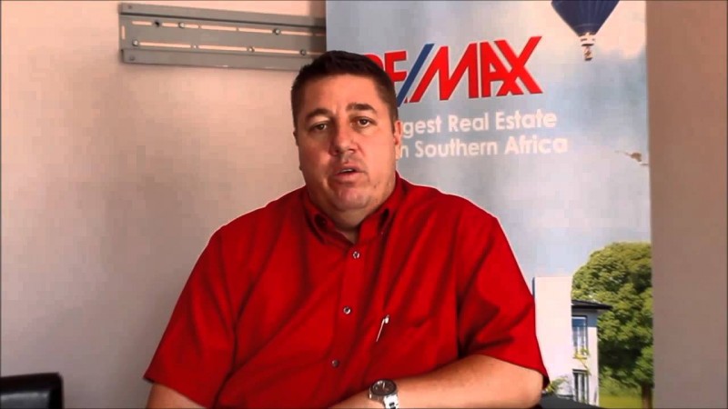 Celebrate RE/MAX’s refreshed branding by entering the #ColourWithREMAX competition. Colour a Hot Air Balloon page, share it on Facebook, and stand a chance to win branded picnic hampers.