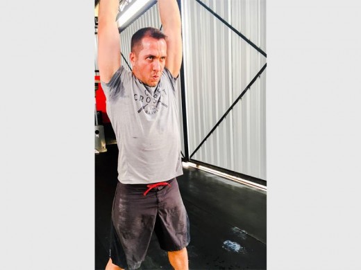 CONRAD Swart training at the local Crossfit.