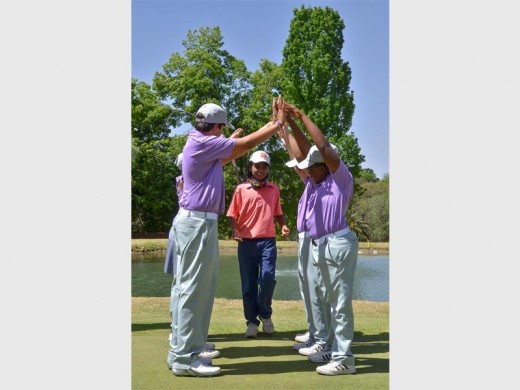 TEAM champions Ekurhuleni give the individual winner, Amilkar Bhana from Central Gauteng, a guard of honour at the Nomads SA U/13 championship.