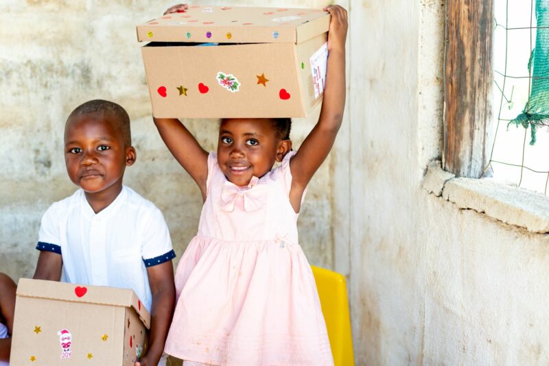 21-Santa-Shoebox-Friday-12th-4