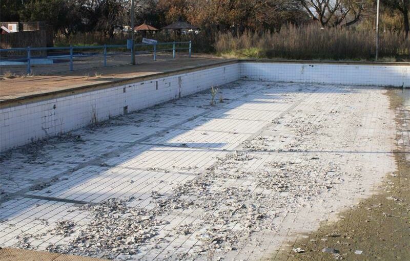 Kempton's swimming pool yet to get an upgrade Kempton Express