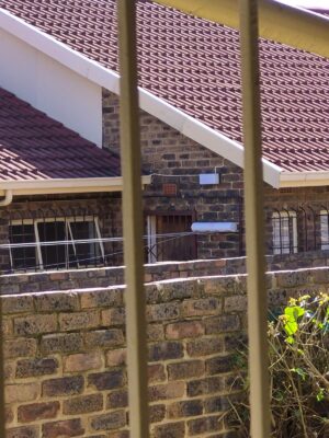The rescue followed after Freedom Front Plus (VF Plus) councillor for Kempton Park, Jean Kriek, received reports of people calling for help from inside the property.