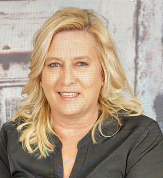 Guided by strong morals and a clear vision, Lourenco was active in her community even before becoming a councillor.