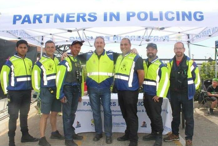 Applicants must be South African citizens over 18, live or work in the area, and have no criminal record. Interested individuals can contact Izelle van den Berg via phone or email.