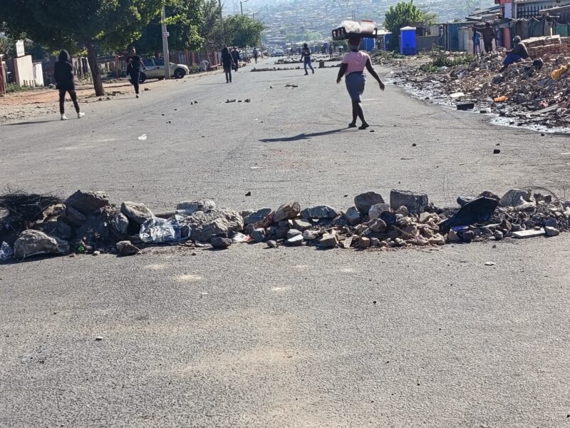 Protestors have since blocked Republic Road, a major route that connects Ivory Park, Ebony Park, Kaalfontein, and Clayville. Photo: Floyd Mathebula.