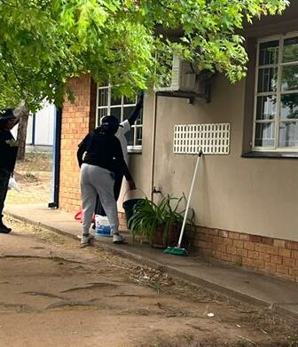 Norkem Park SAPS has praised Hope Restoration Church and its volunteers for helping keep the police station clean and welcoming.