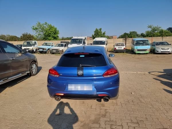 A 55-year-old foreign national was arrested in Kempton Park after attempting to bribe Ekurhuleni Metropolitan Police Department (EMPD) officers with R200 and failing to comply with a lawful instruction.