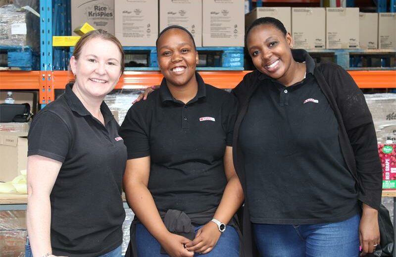FoodForward SA, its partners, and beneficiaries joined forces at a Kempton Park warehouse on October 16 to mark World Food Day with a hands-on food packing event aimed at tackling hunger and reducing food waste.